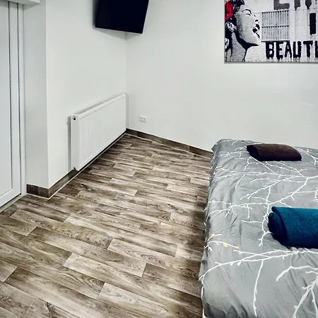 Apartman Airport Mini Erdgeschoss *