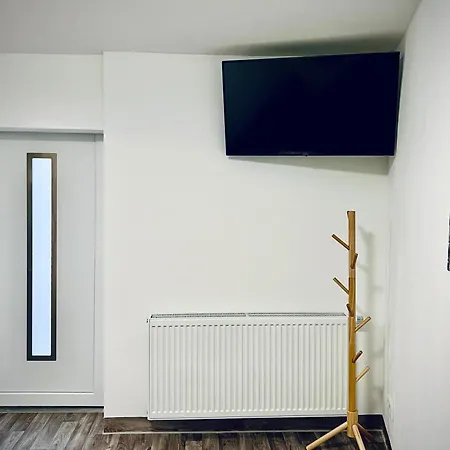 Airport Mini Erdgeschoss Апартаменты